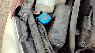2002-2006 Nissan Altima Windshield Washer Fluid Reservoir With Pump Wiper Tank