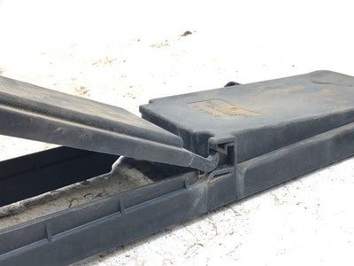 1995 Mercedes E320 Fuse Box Lid With Relay Mount Bracket Oem Cover