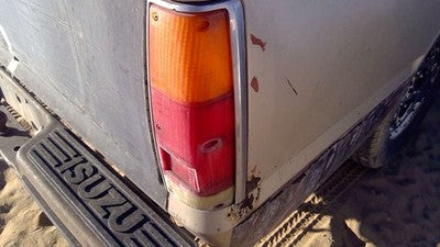 1981-1987 Isuzu Pup Pickup Passenger Right Tail Light Brake Lamp Oem Rear