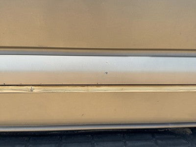 00-06 Suburban Passenger Right Front Moulding From Door Trim Strip Pewter 11U