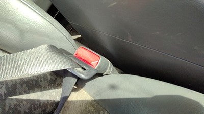 1999 Mercedes Ml320 Passenger Right Front Seat Belt Buckle Receiver Oem