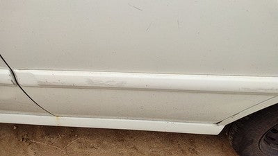 01-02 Kia Rio Driver Left Rear Moulding From Door Back Trim Strip Sedan White