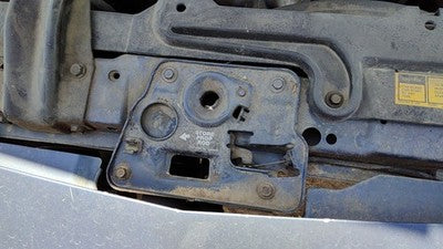 1982-1996 Olds Cutlass Ciera Hood Latch Assembly With Bracket Oem