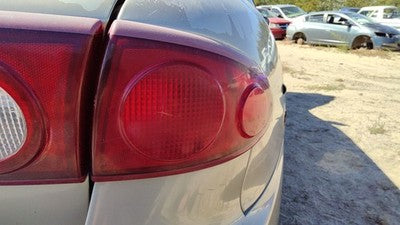 2003-2005 Chevy Cavalier Passenger Right Tail Light Brake Lamp Oem Rear 15142167