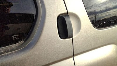 2000-2004 Nissan Xterra Driver Left Rear Outside Door Handle Oem Back 826077Z400