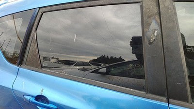 2004-2009 Mazda 3 Passenger Right Rear Side Window Door Glass Oem Back