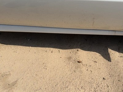 00-05 Lesabre Passenger Right Lower Rocker Panel Moulding Side Skirt White 40U