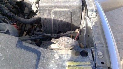 2000-2006 Chevy Tahoe Windshield Washer Fluid Reservoir With Pump Oem Wiper Tank
