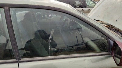 00-04 Legacy Outback Passenger Right Front Side Window Door Glass Oem 61011Ae02a