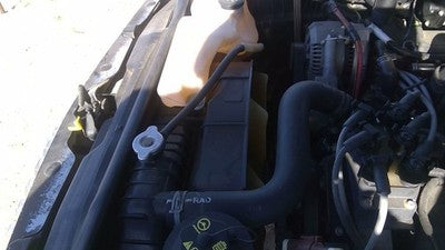 2006-2010 Mercury Mountaineer Radiator Cooling Fan Shroud Plastic Housing 4.0L