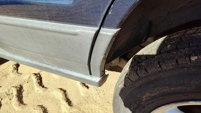 2004 Jeep Grand Cherokee Driver Left Rear Moulding On Quarter Panel Oem