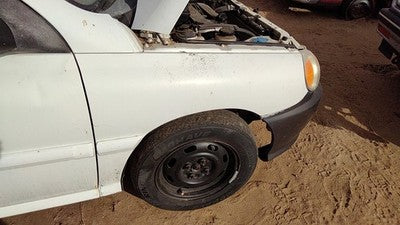 2000-2002 Kia Rio Passenger Right Front Fender Oem White 0K32b52111