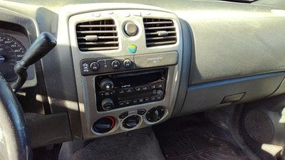 2004-2012 Gmc Canyon Trim Bezel Around Radio Surround Dash Panel Oem 15891818