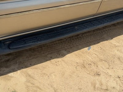 2001-2006 Chevy Suburban Driver Left Running Board Side Step Oem 4X4 15766082