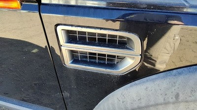 2005-09 Land Rover Lr3 Passenger Right Moulding From Fender Oem Grille Air Inlet