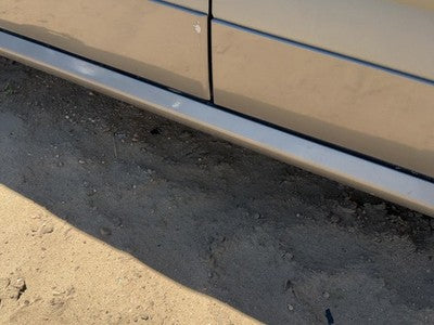 04-05 Srx Passenger Right Lower Rocker Panel Moulding Side Skirt Oem Silver 42U