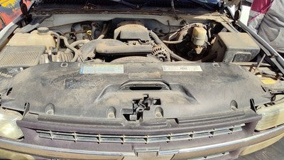 99-02 Silverado 1500 Top Plastic Cover Above Radiator Support Sight Shield Oem