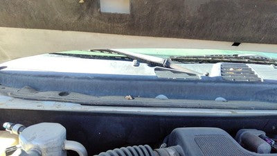 2002-2009 Gmc Envoy Passenger Right Windshield Wiper Arm Oem Blade Lever