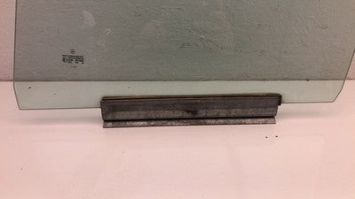2002-06 Sprinter Van 3500 Driver Left Front Side Window Door Glass Oem 5104334Aa