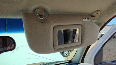 2005-2007 Gmc Envoy Passenger Right Sun Visor Oem Gray 28H 15207770