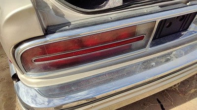 1991-1996 Buick Park Ave Ultra Middle Center Tail Light Brake Lamp Oem Rear