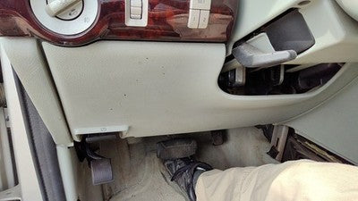 2003 Lincoln Aviator Lower Dash Under Column Knee Bolster Trim Panel Oem Gray Bl
