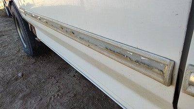1995 Ford F150 Driver Left Front Moulding From Door Oem Trim Strip