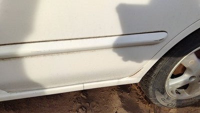 00-03 Sentra Driver Left Rear Moulding From Door Back Trim Strip White Qm1