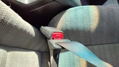 2002-2005 Subaru Legacy Driver Left Front Seat Belt Buckle Receiver Oem Gray
