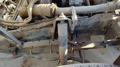 1996 Isuzu Npr Driver Left Upper Shock Mount Brace Bracket Oem 4Bd2 3.9L