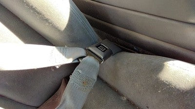 1996 Olds 88 Passenger Right Front Seat Belt Buckle Receiver Oem Gray