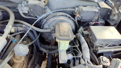 1997-1999 Chevy Suburban Power Brake Booster With Master Cylinder Pair Set Oem