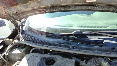 2013-2019 Nissan Sentra Passenger Right Windshield Wiper Arm Oem Blade Lever