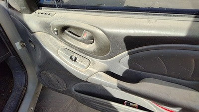 03-05 Bonneville Passenger Right Front Door Trim Panel With Switches Pewter 932