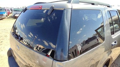 05 Ford Explorer Passenger Right Rear Moulding On Quarter Panel Oem Upper Corner