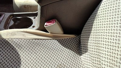 04-05 New Style Malibu Driver Left Front Seat Belt Buckle Receiver Neutral 52E