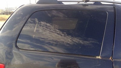 2007-2009 Chrysler Aspen Passenger Right Rear Quarter Glass Back Side Window Oem