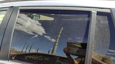 2004-2008 Chrysler Pacifica Passenger Right Rear Side Window Door Glass Oem Back