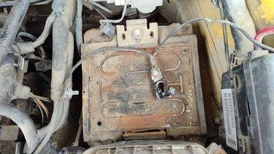 2000-2005 Dodge Neon Complete Battery Box Mount Tray With Hold Down Oem 2.0L