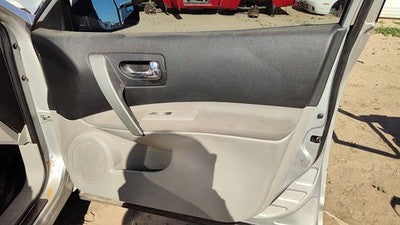 08-15 Rogue Passenger Right Front Inside Door Trim Panel With Switches Gray K
