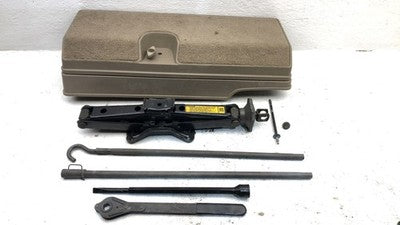 95-00 Chevy Silverado 2500 Complete Jack Tool Set Kit Tray Housing Extended Cab