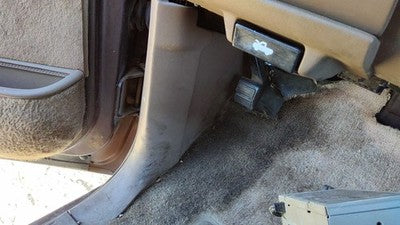 1994 Chevy Suburban Driver Left Lower Kick Trim Panel Oem Tan
