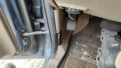 2005 Ford Explorer Driver Left Lower Kick Trim Panel Oem Tan Gp