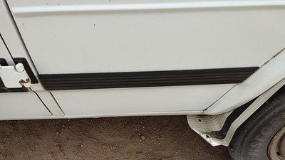 1995 Gmc Van 3500 Passenger Right Front Moulding From Door Oem Trim Strip