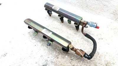 2006 Honda Accord Complete Fuel Rail With Injectors Set Loaded Oem 3.0L 7132061