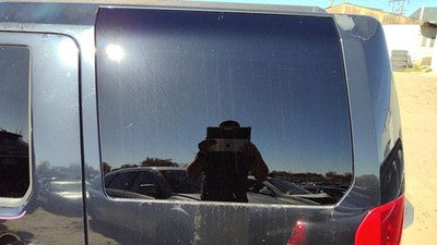 2005-2009 Land Rover Lr3 Driver Left Rear Quarter Glass Back Side Window Oem