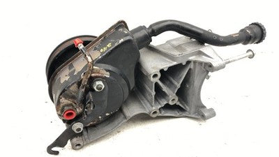 1998 S10 Blazer Power Steering Pump With Mount Bracket Oem 4.3L