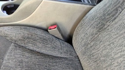 02-04 Chevy Trail Blazer Driver Left Front Seat Belt Buckle Receiver Gray 95D