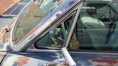 64-66 Thunderbird Coupe Driver Left Front Vent Window Small Door Glass Wih Frame