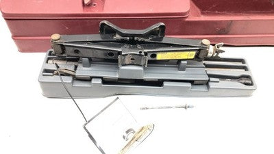 1990 Chevy Silverado 1500 Jack Tool Kit Set Assembly With Tray Spare Oem